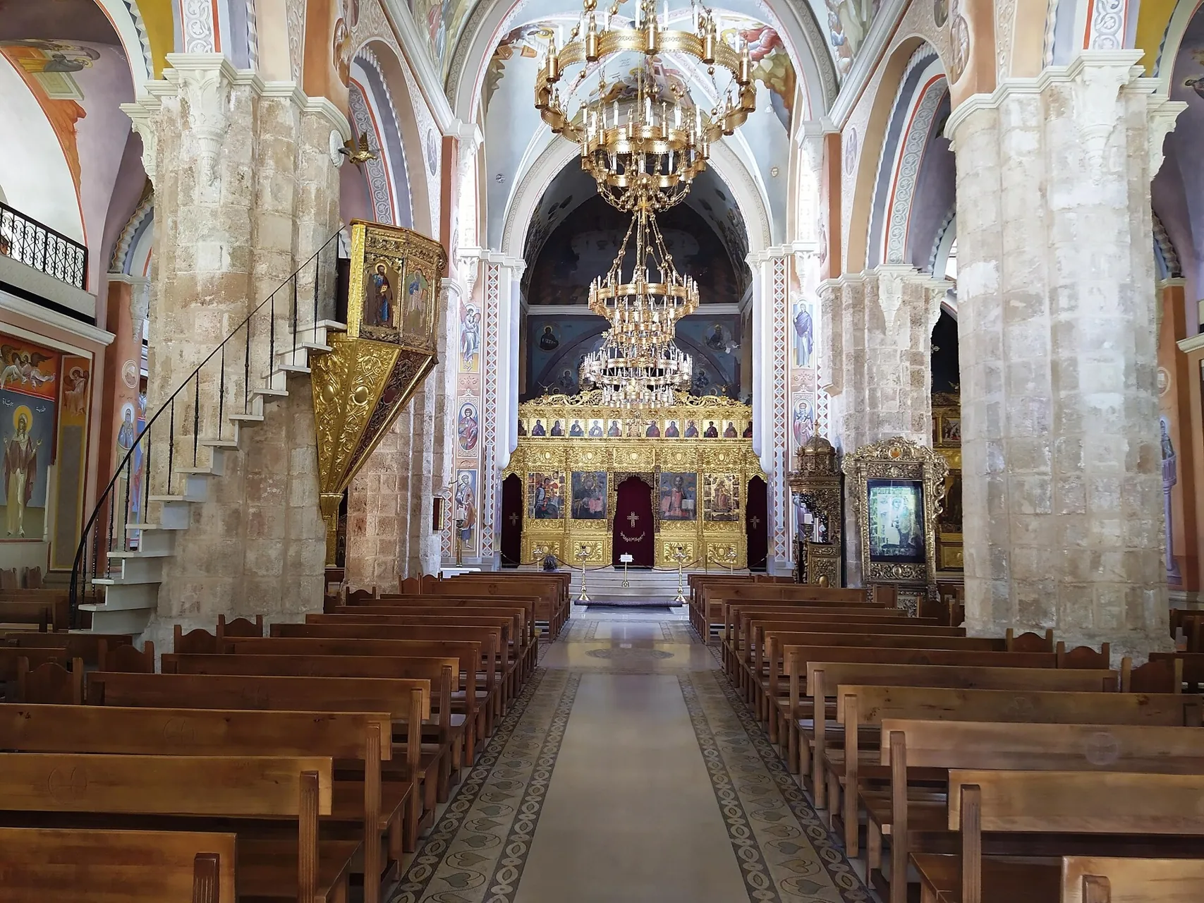 Interior of St George Greek Orthodox Cathedral, Beirut (nave and iconostasis)